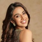 Meenakshi Chaudhary : మీనాను టాలీవుడ్ పక్కన పెట్టేసిందా..?