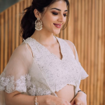 Mehreen Pirzada :  వైట్ డ్రెస్ లో హనీ పాప ఎంత క్యూట్ గా ఉందో..