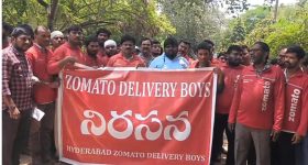Zomato Boys: ఉప్పల్‌లో రోడ్డెక్కిన జొమోటో డెలివరీ బాయ్స్...