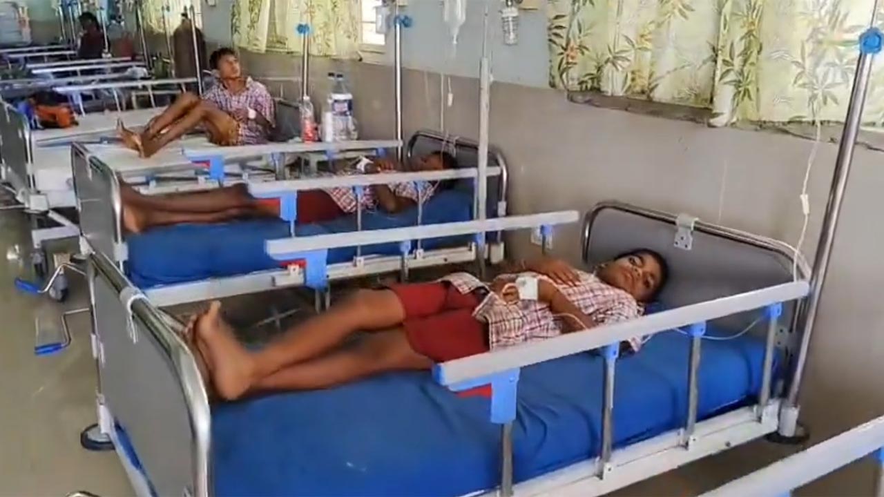 Bhupalpally: ప్రిన్సిపాల్ మీద కోపంతో మంచినీళ్ల ట్యాంక్‌లో పురుగుల మందు కలిపిన సైన్స్ టీచర్
