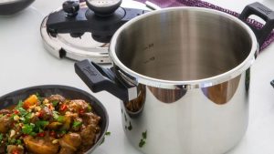 Pressure Cooker: ప్రెషర్ కుక్కర్‌ని ఎన్ని రోజులకు మార్చాలో తెలుసా ?