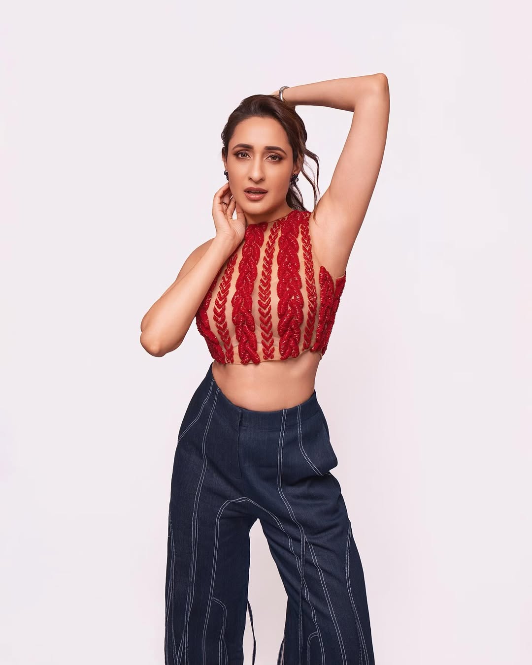 Pragya Jaiswal (Credit: jaiswalpragya/Insta)