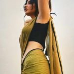 Priyanka Jawalkar: చీరలో అందాలు దాచేస్తూ.. చూపులతో గుచ్చేస్తూ.. కుర్రాళ్లను పిచ్చెక్కిస్తున్న ప్రియాంక జవాల్కర్