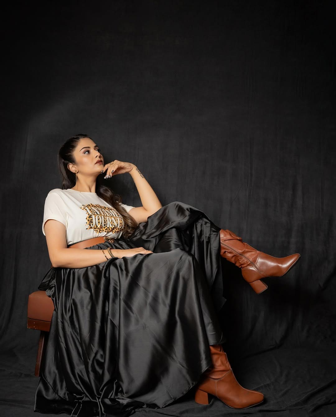 Sreemukhi Photos: ట్రెండీ వేర్‌లో శ్రీముఖీ హాట్‌ లుక్స్‌.. అదిపోయే ఫోజులతో మతిపోగోడుతున్న రాములమ్మా..