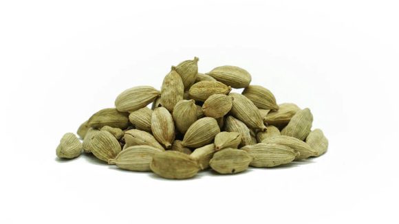 Cardamom Benefits:రాత్రి భోజనం తర్వాత ఈ ఒక్కటి తింటే చాలు.. వ్యాధులు రమ్మన్నా రావు !