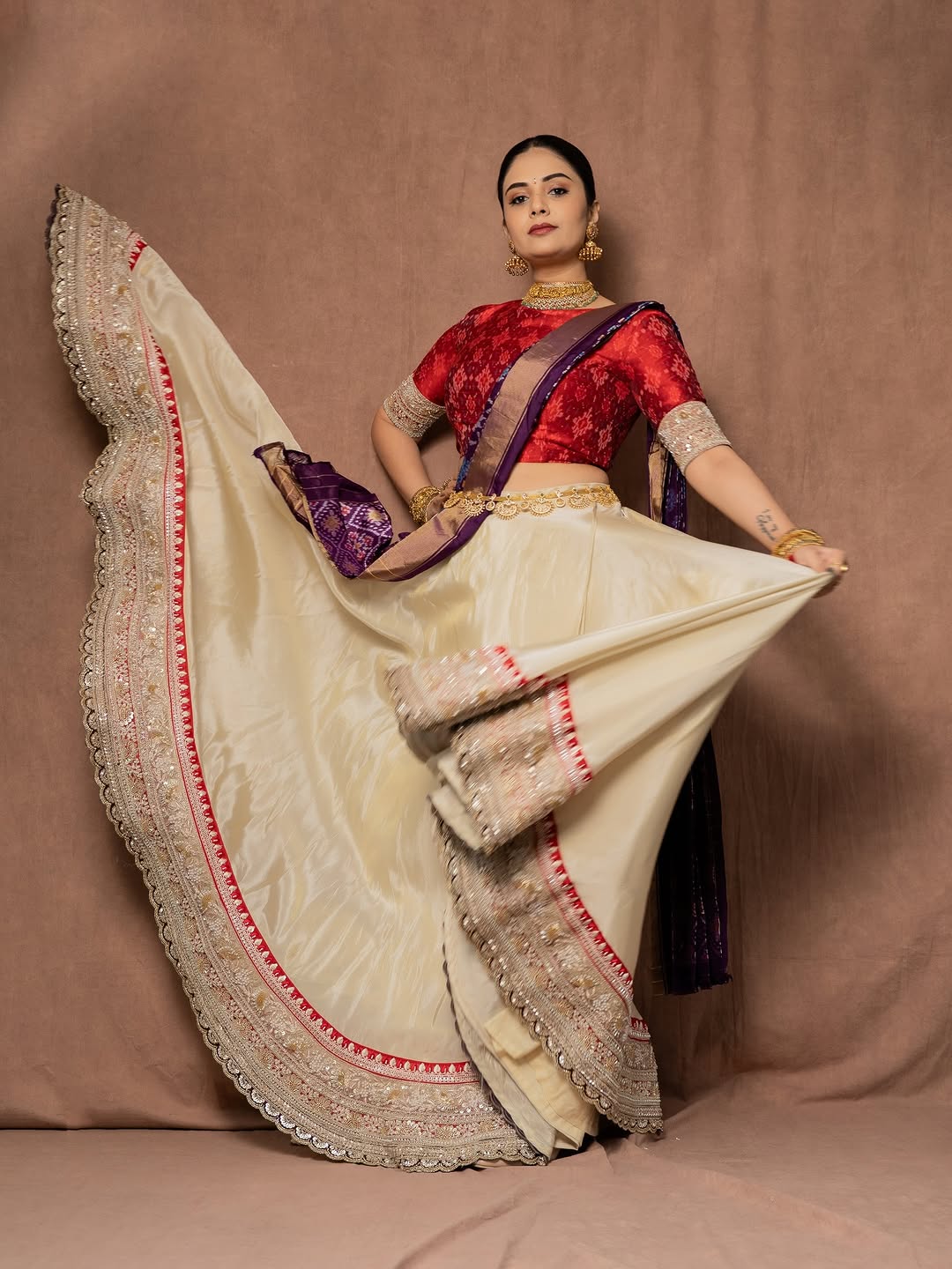 Actress SreeMukhi Photo Gallery