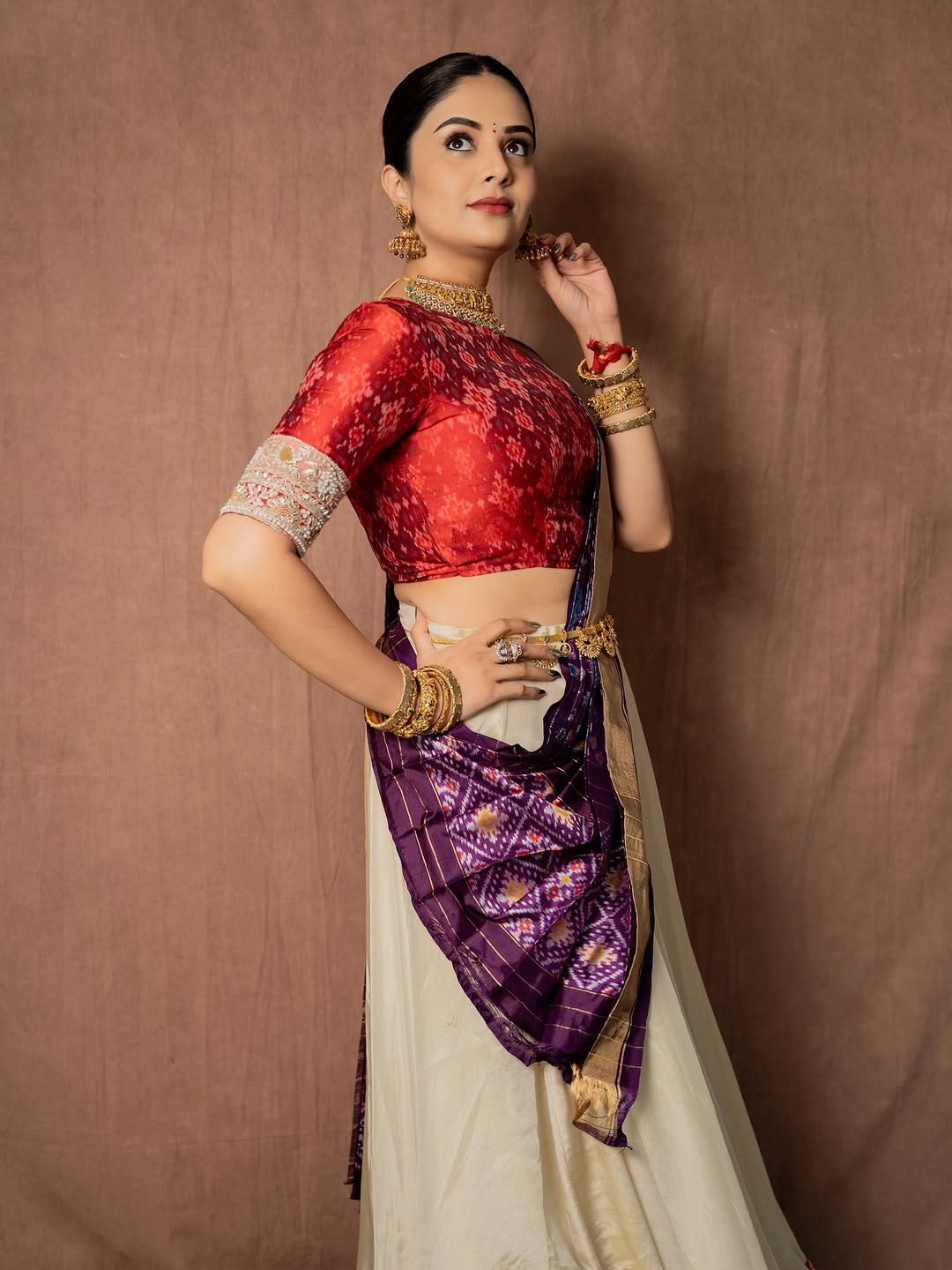 Actress SreeMukhi Photo Gallery