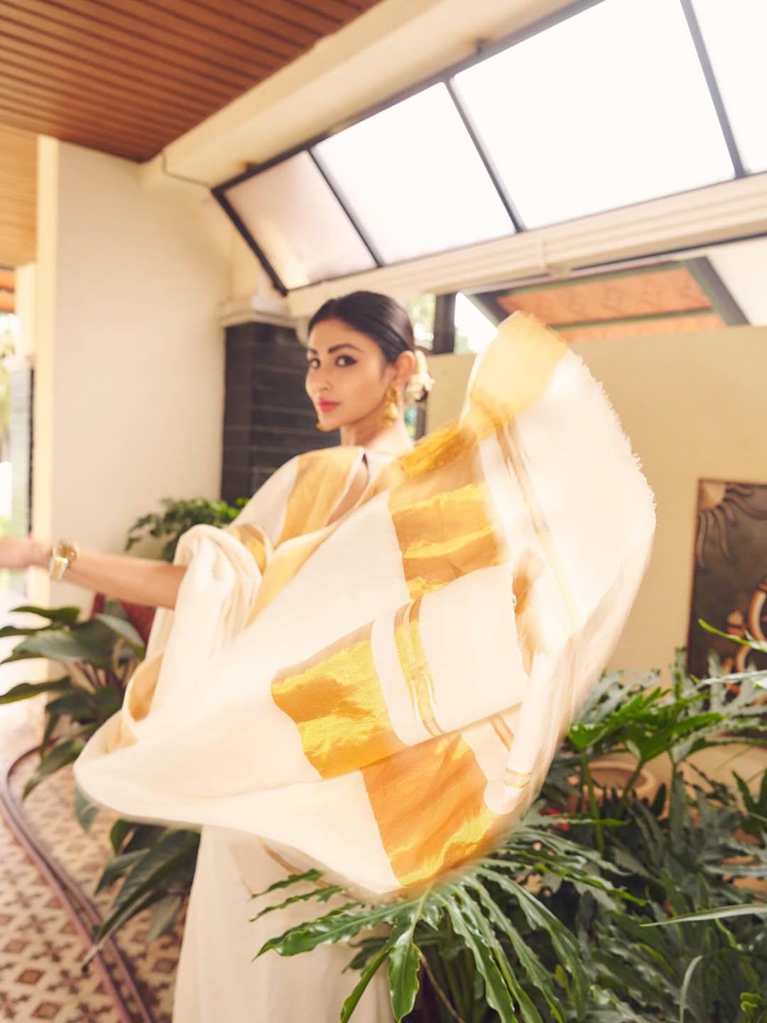 Actress Mouni Roy Photo Gallery