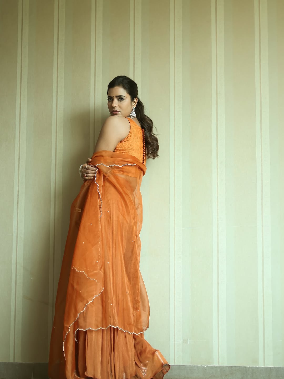 Actress Aishwarya Rajesh Photo Gallery