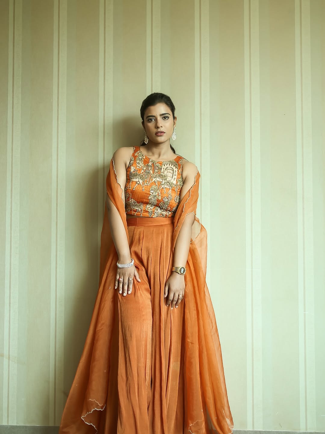 Actress Aishwarya Rajesh Photo Gallery