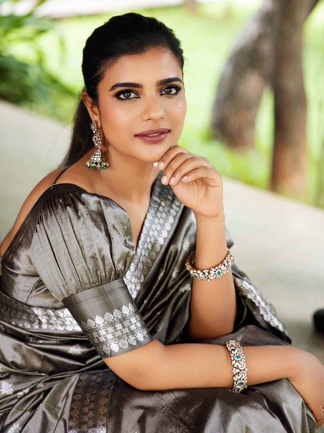Actress Aishwarya Rajesh Photo Gallery