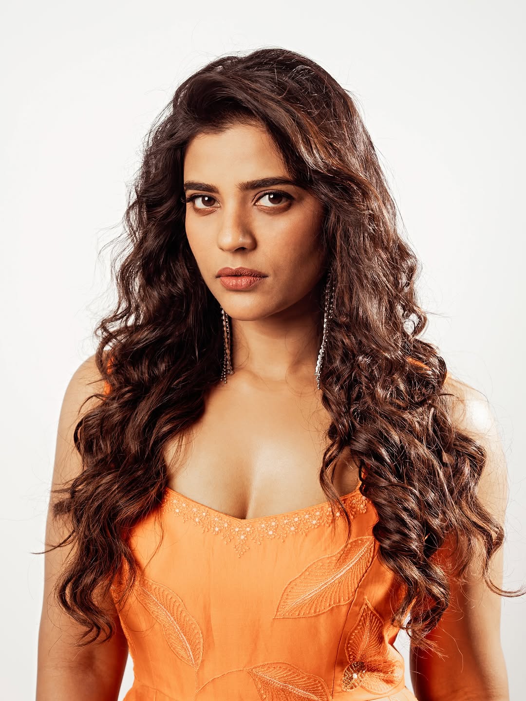 Actress Aishwarya Rajesh Photo Gallery