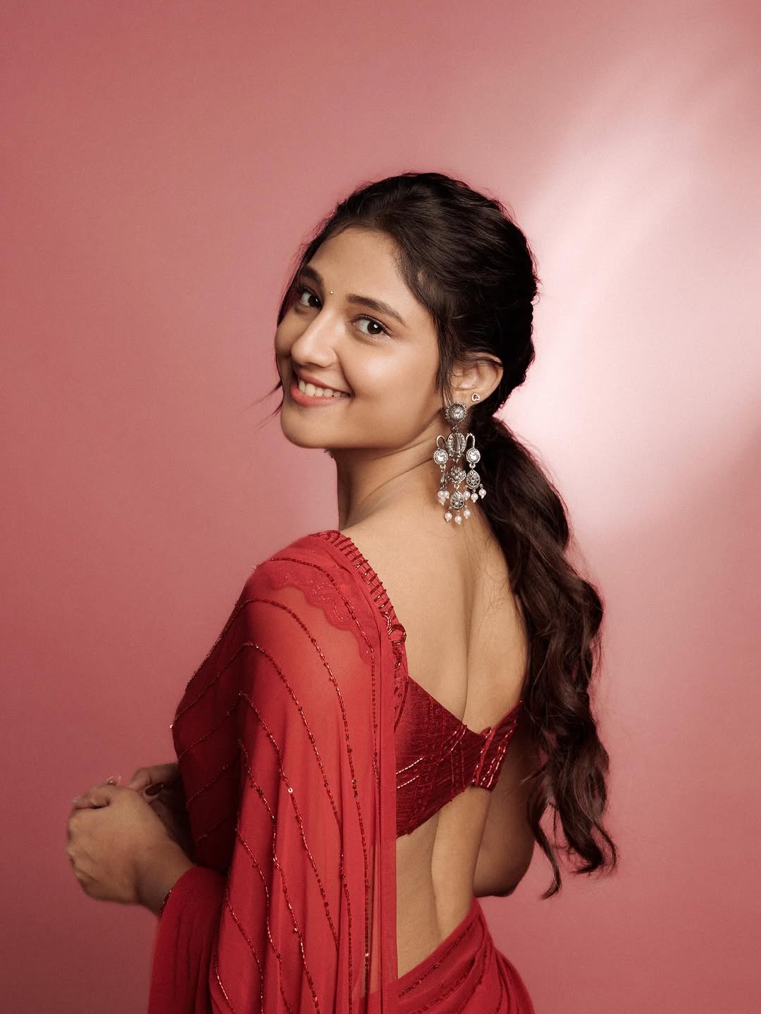 Actress Ritika Nayak Photo Gallery