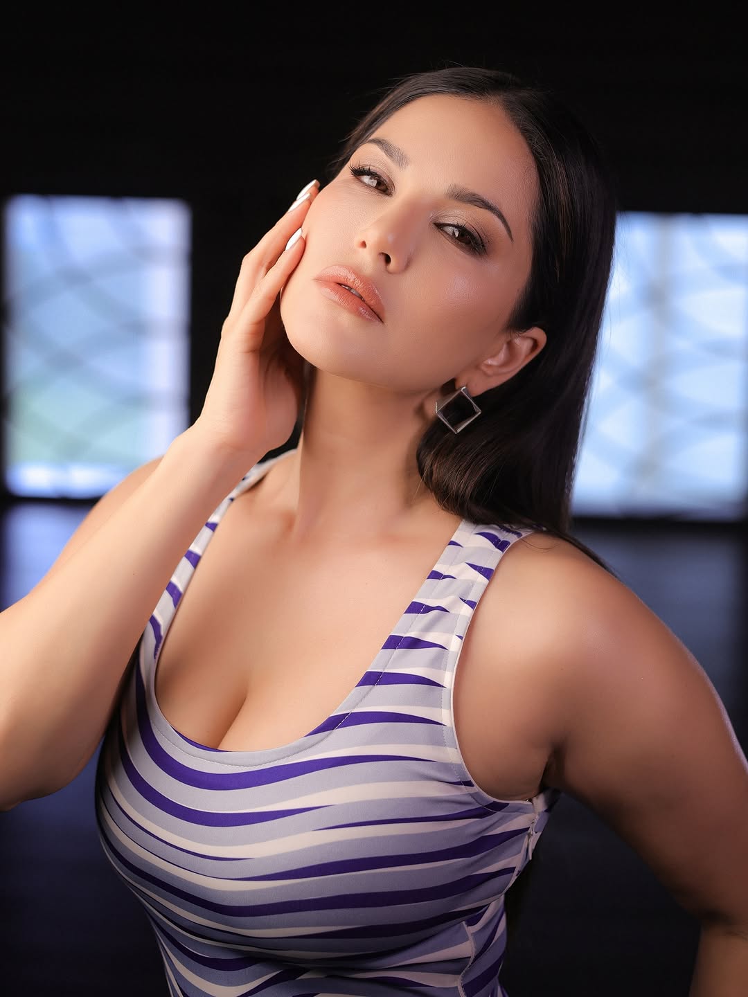 Actress Sunny leone Photo Gallery
