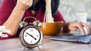 Fast Eating: టైం లేదని వేగంగా తింటున్నారా ? ఎంత ప్రమాదమో తెలిస్తే ఈ రోజే మానేస్తారు !