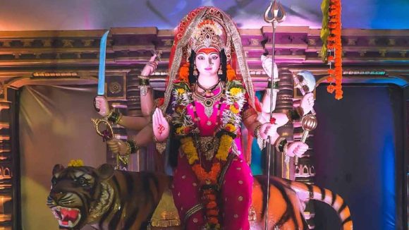 Navratri 2025: దేవీ నవరాత్రుల సమయంలో.. ఇలాంటి వస్తువులు ఇంట్లో ఉండకూడదు !