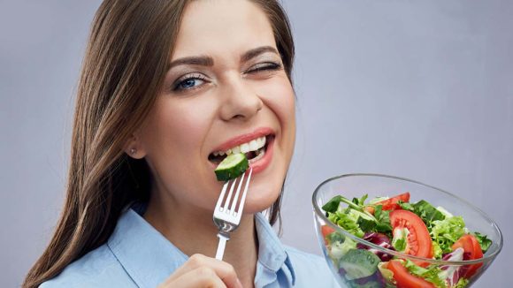 Thyroid Disease: థైరాయిడ్ ఉన్న వారు.. పొరపాటున కూడా ఇవి తినొద్దు !