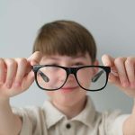 Myopia In Young Children: కాలుష్యంతో కంటి సమస్యలు.. పిల్లల్లో పెరుగుతున్న మయోపియా కేసులు !