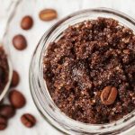 Face Scrub: ఈ ఫేస్ స్క్రబ్స్ వాడితే.. ముఖం మెరిసిపోతుంది తెలుసా ?