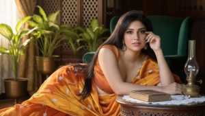 Tollywood: పెళ్లి చేసుకోమని వేధిస్తున్న అభిమాని.. దెబ్బకు హీరోయిన్ ఏం చేసిందంటే?