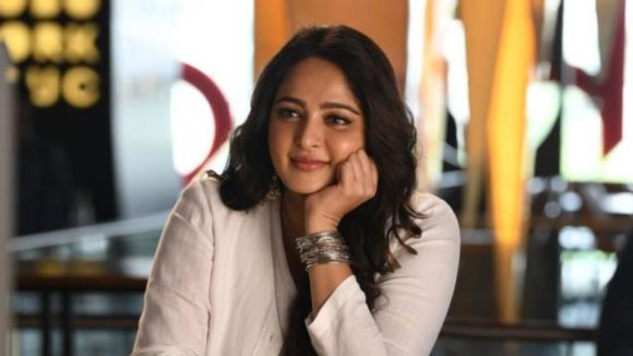 Anushka Shetty : అప్ కమింగ్ ప్రాజెక్ట్స్ బానే సెట్ చేసింది, స్వీటీ అభిమానులకు పండగే