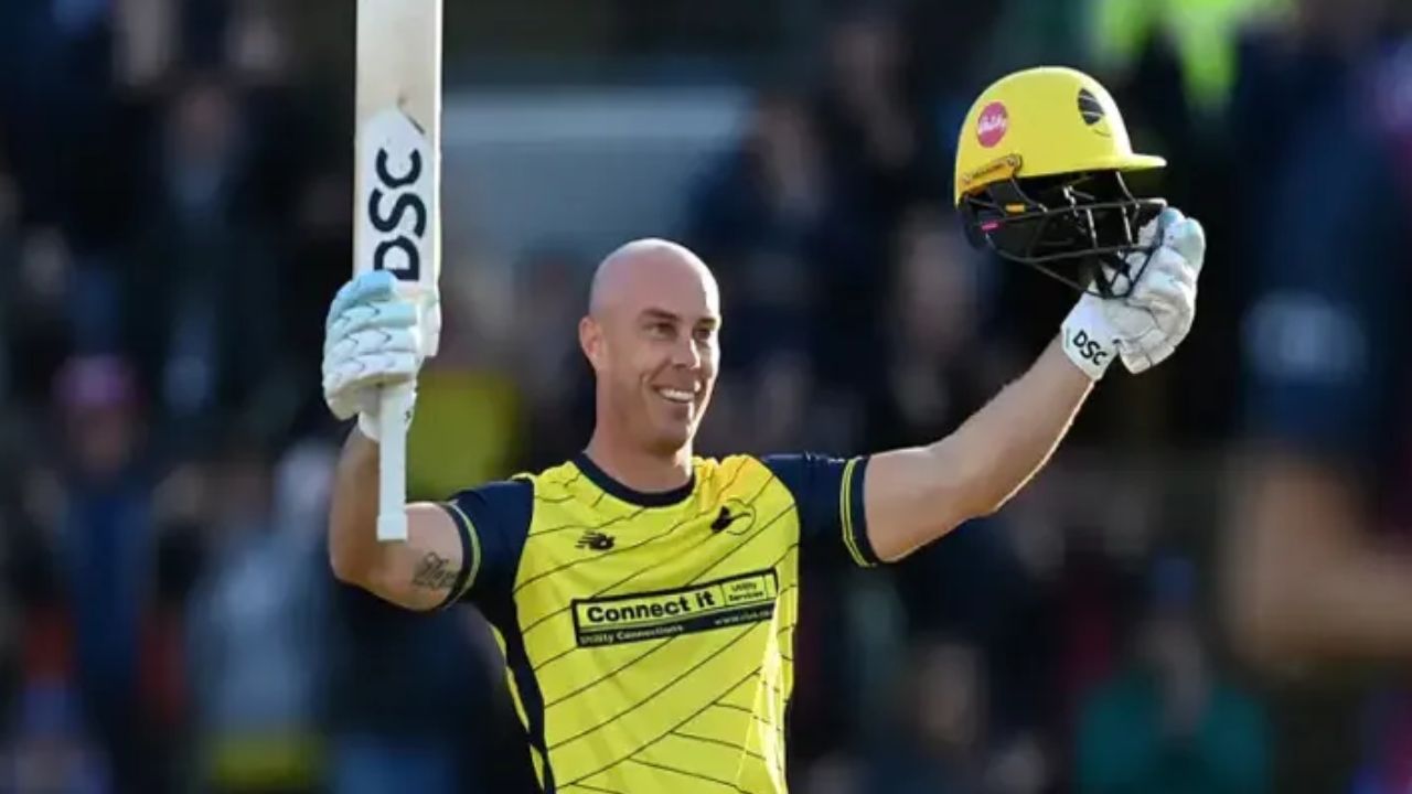 Chris Lynn :  క్రిస్ లిన్ భ‌యంక‌ర‌మైన బ్యాటింగ్‌.. ఒకే ఓవర్లో 5 సిక్సులు