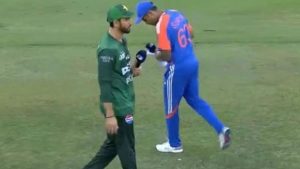 IND Vs PAK : సీన్ రిపీట్… పాకిస్తాన్ పరువు తీసిన సూర్య కుమార్ యాదవ్