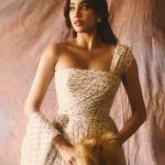 Janhvi kapoor: దేవకన్యను తలపిస్తున్న జాన్వీ కపూర్.. ఫోటోలు వైరల్!