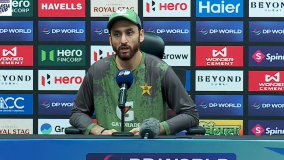 IND Vs PAK : ‘షేక్ హ్యాండ్’ వివాదం పై పాకిస్తాన్ కెప్టెన్ మ‌రోసారి వివాదాస్ప‌ద వ్యాఖ్య‌లు