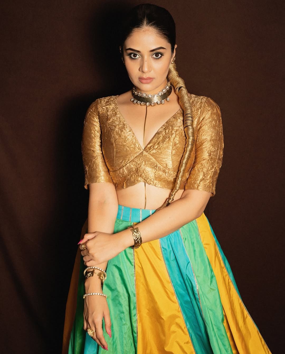 Sree Mukhi: పరికిణీలో యువత హృదయాలు దోచుకుంటున్న శ్రీముఖి…
