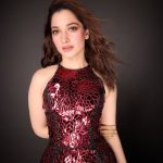 Tamannaah Bhatia: తరగని అందంతో పిచ్చెక్కిస్తున్న తమన్నా.. రోజు రోజుకి మరింత!