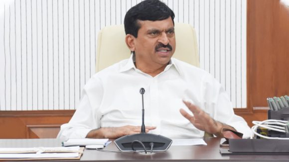 Telangana Journalists: తెలంగాణ జర్నలిస్టులకు శుభవార్త.. అక్రిడిటేష‌న్‌లపై పొంగులేటి కీలక అప్డేట్