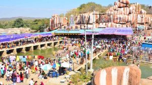 Yedupayala Temple: 27 రోజుల త‌ర్వాత‌ తెరుచుకున్న ఏడుపాయల దుర్గమ్మ ఆలయం