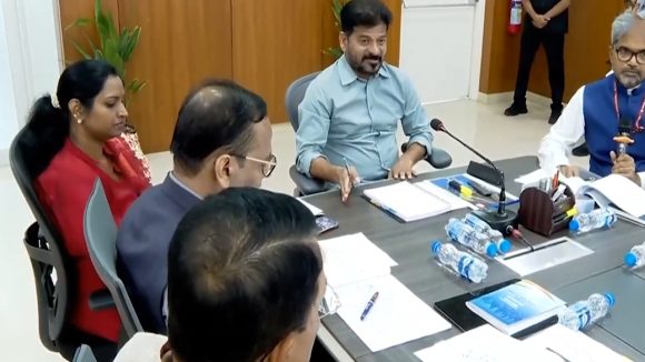 Telangana Railway Projects: తెలంగాణలో రైల్వే ప్రాజెక్టులపై సీఎం రేవంత్ రెడ్డి సమీక్ష