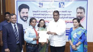 Telangana Transgenders: హైదరాబాద్ మెట్రో సెక్యూరిటీ గార్డులుగా.. ట్రాన్స్ జెండర్లు..!