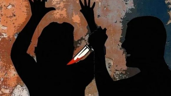 Husband Kills Wife: గాఢ నిద్రలో భార్య.. సైలెంటుగా గొంతుకోసి పరారైన భర్త.. అసలు ఏమైంది