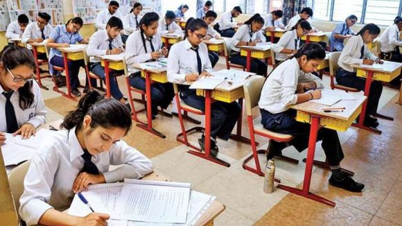 CBSE Board Exams: టెన్త్‌, ఇంట‌ర్ విద్యార్థుల‌కు అల‌ర్ట్.. 75 శాతం హాజ‌రు కావాల్సిందే