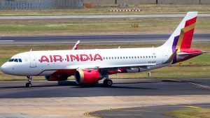 Air India Flight: ఎయిర్ ఇండియా విమానానికి.. తృటిలో తప్పిన ప్రమాదం