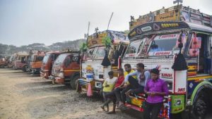 Truck Drivers: ట్రక్కు డ్రైవర్లకు శాపంగా మారిన జీఎస్టీ 2.0 ఎందుకంటే?
