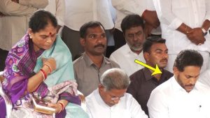 Lokesh Tweet: తల్లిని పట్టించుకోని జగన్! నారా లోకేష్ ఆసక్తికర ట్వీట్