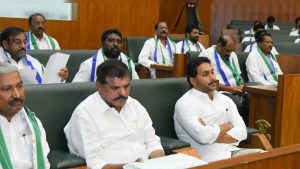 Jagan: ప్రతిపక్ష హోదా వల్ల లాభం ఏంటి? ఎమ్మెల్యేలకు ప్రశ్నించే హక్కు ఉండదా? జగన్ లాజిక్ ఏంటి?