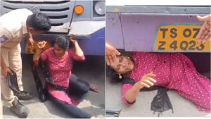 Free Bus Ticket: డీలక్స్ బస్సులో ఫ్రీ టికెట్ ఇవ్వలేదని.. బస్సు కింద పడుకుని మహిళ హల్ చల్