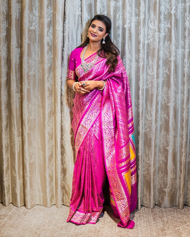 Aishwarya Rajesh Photo Gallery