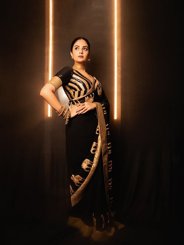 Sreemukhi Photo Gallery