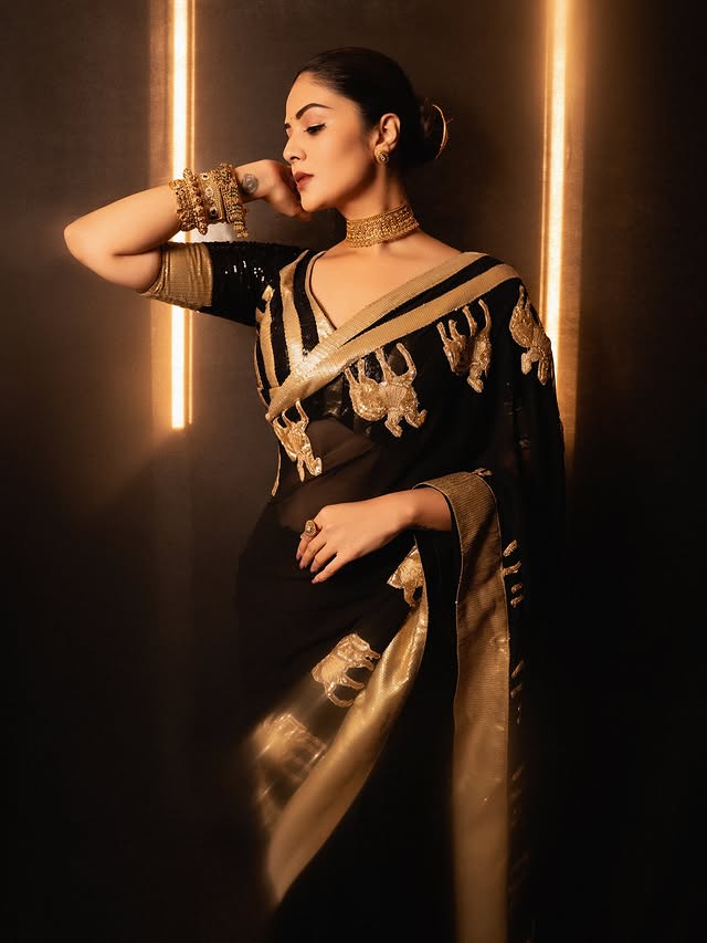 Sreemukhi Photo Gallery