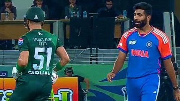 IND VS PAK : సిక్సుల వ‌ర్షం కురిపించిన‌ పాక్ బ్యాట‌ర్…బుమ్రా స్ట్రాంగ్‌ వార్నింగ్‌..!