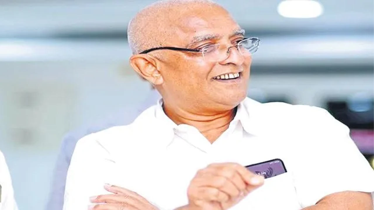 Vasudha Pharma: విషాదం.. విశాఖ ఫార్మా కంపెనీ డైరక్టర్ ఆత్మహత్య..