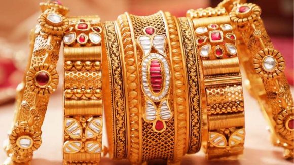 Today Gold Rate: మళ్లీ పెరిగిన బంగారం ధరలు.. తులం ఎంతో తెలుసా?