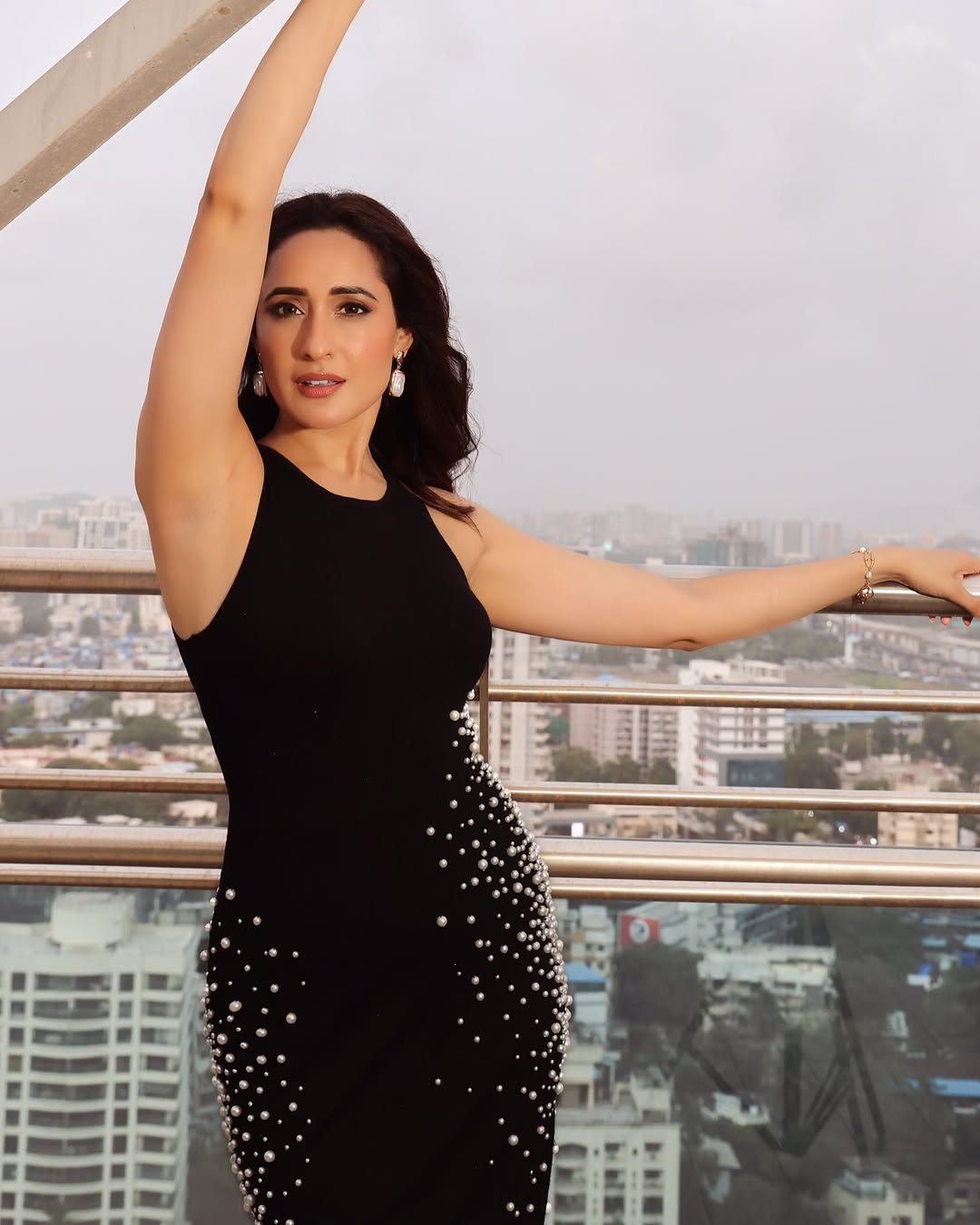 Pragya Jaiswal Photo Gallery