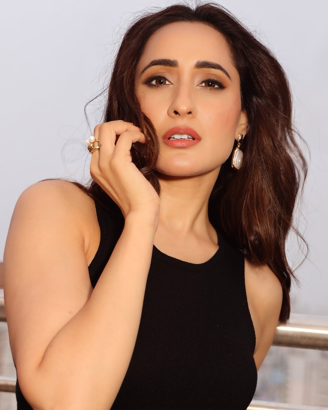 Pragya Jaiswal Photo Gallery